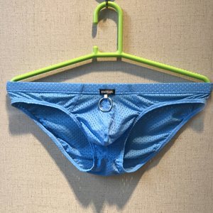 男士内裤 新款 夏透气冰丝三角网孔低腰吊环三角内裤性感时尚青年
