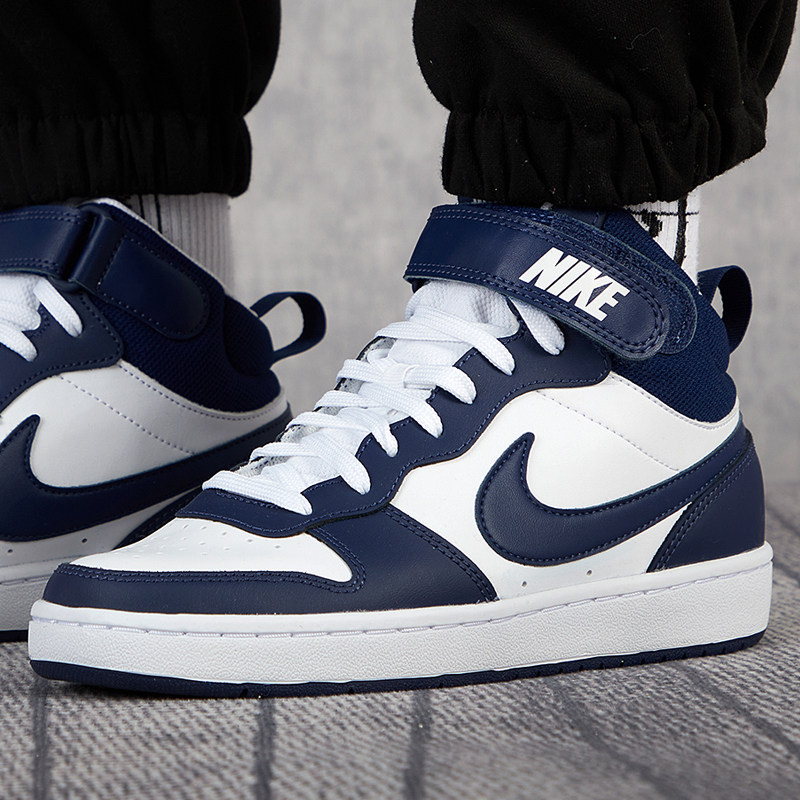 耐克高帮女鞋aj