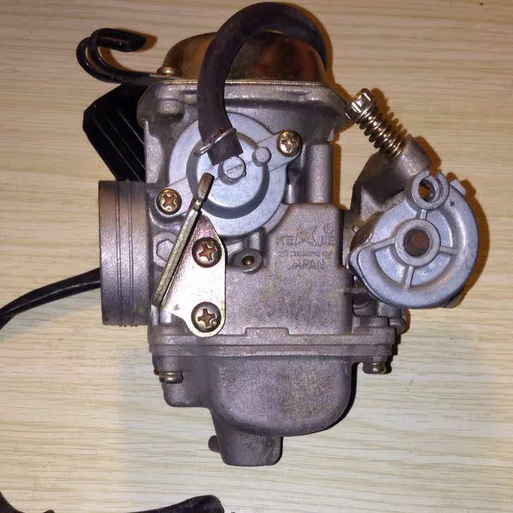 摩托化油器漏油_电瓶车胎扎了没有漏气_铃木150摩托车化油器_铃木摩托车化 