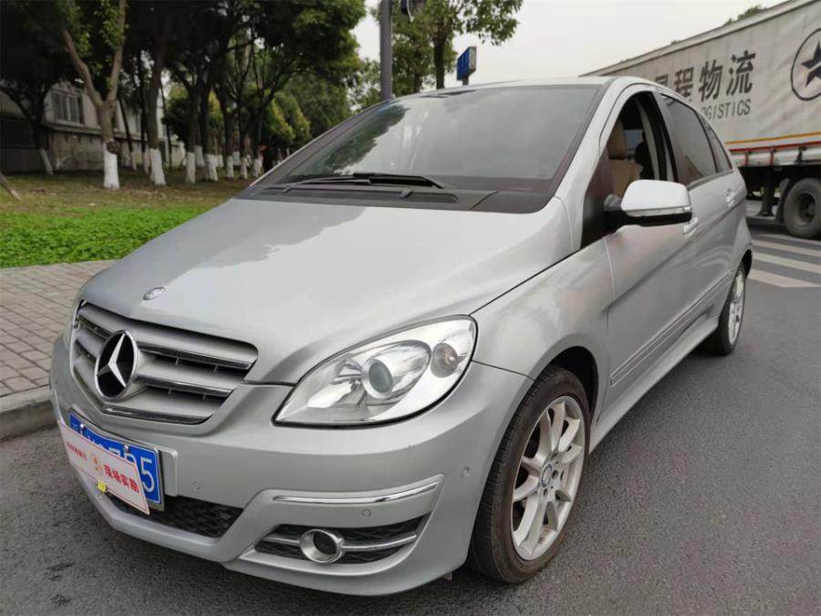 10年奔驰b级b200时尚天窗手续网络拍卖公告