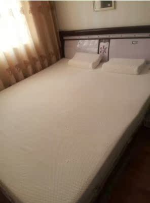 火爆的【口碑解析】比较舒达和丝涟床垫哪个好?哪个髙档?