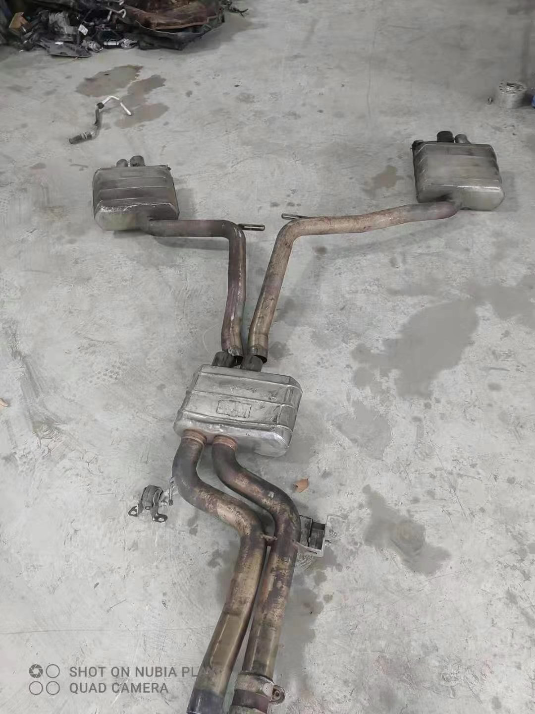 2002年寶來排氣管拆車件多少錢?CC拆車件排氣管