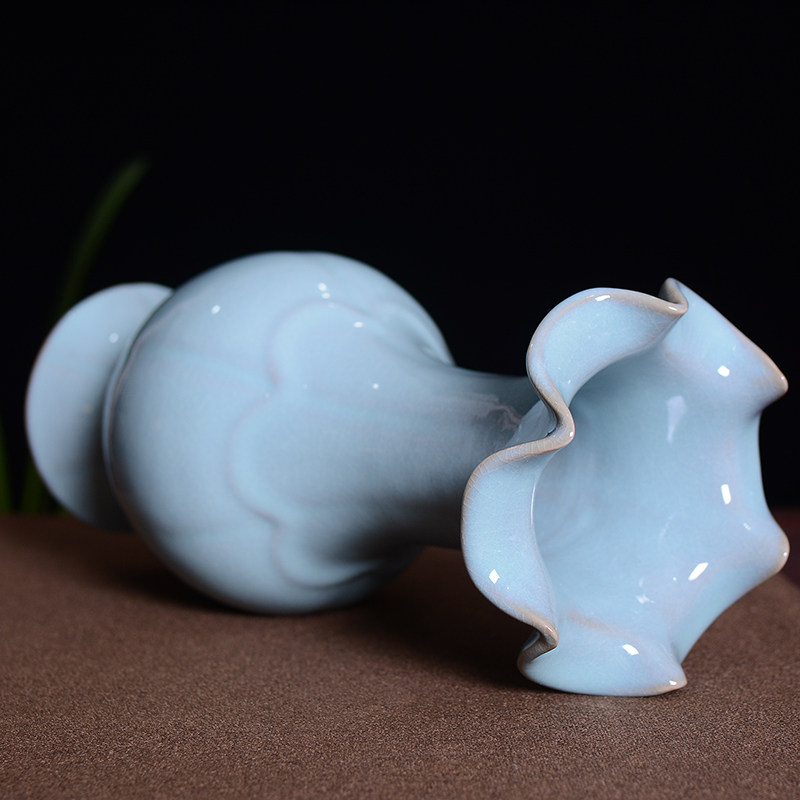 荷叶口瓶【玛瑙入釉】非遗传承人 中国陶瓷工艺大师 王振芳