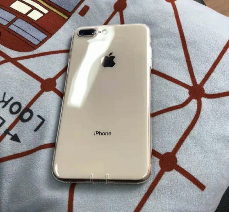 IPhone8plus金色苹果8plus二手苹果手机