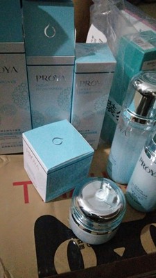 Re:真实体验感受HKH多肽焕颜嫩白4套装怎么样??入手使用HKH多肽焕颜嫩白4套装好不好 ..