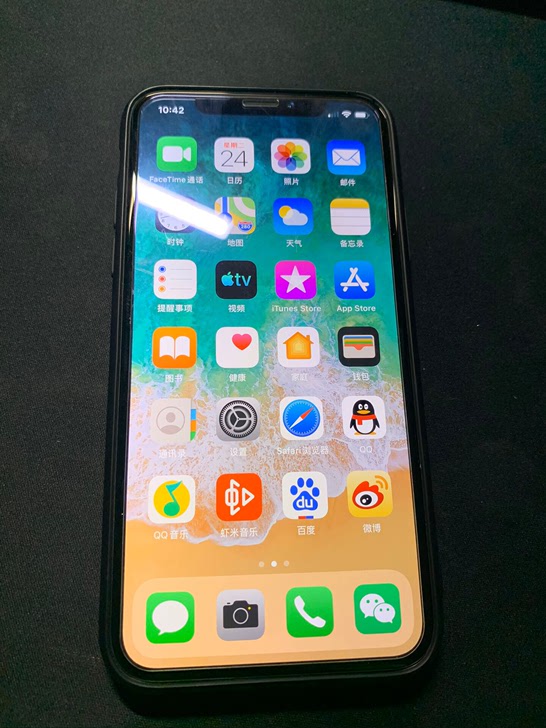 国行64G深空灰iPhoneX