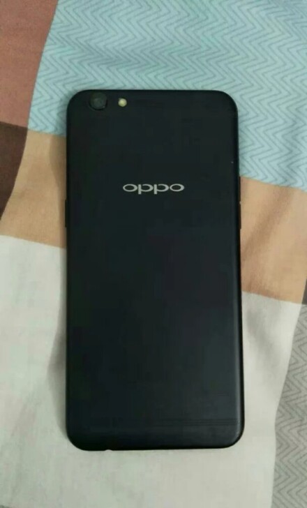 oppor9s,自用机，机况好，4 64g，低价出售