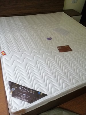 点评使用参考：富安娜床垫怎么样？味道大不大？