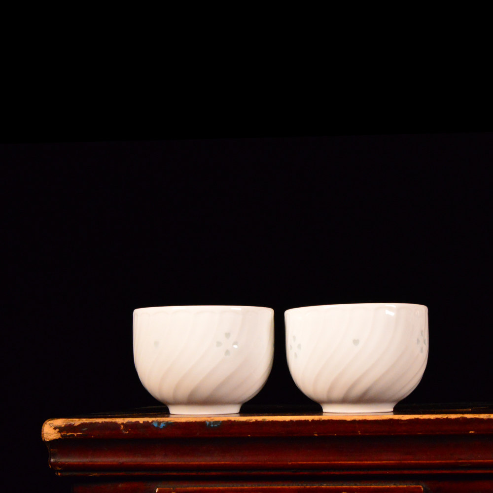 日本回流 白瓷透光心形茶碗一对有田款 老物件0718