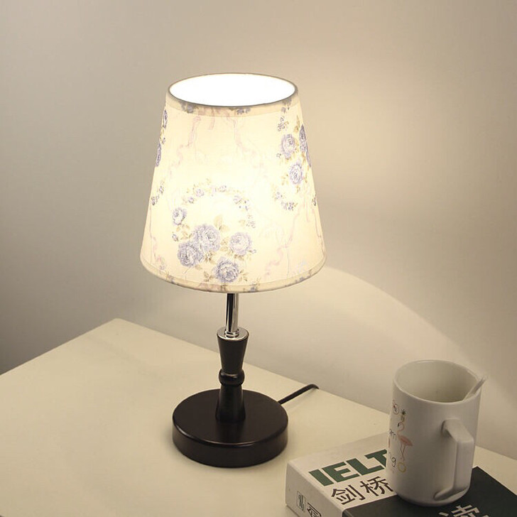 现代简约卧室实木喂奶小台灯欧式个性温馨创意调光led床头灯