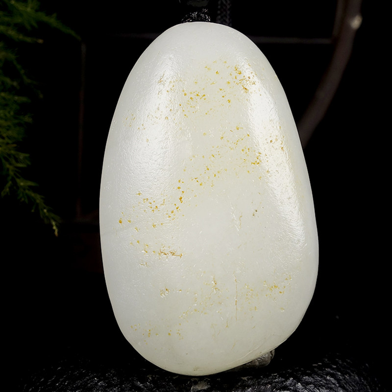 寓意招财进宝 和田玉羊脂玉细腻透光貔貅挂件 38.52克