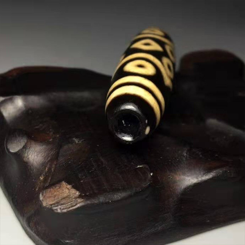 【鬼市】藏区回流老料高油包浆牙黄【十五眼天珠】-tctz002