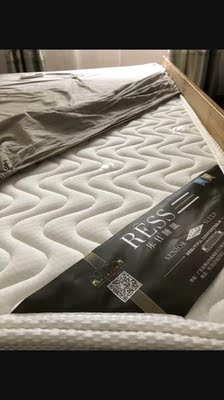 点评深入点评晚安乳胶床垫怎么样，是纯乳胶吗？什么档次的？