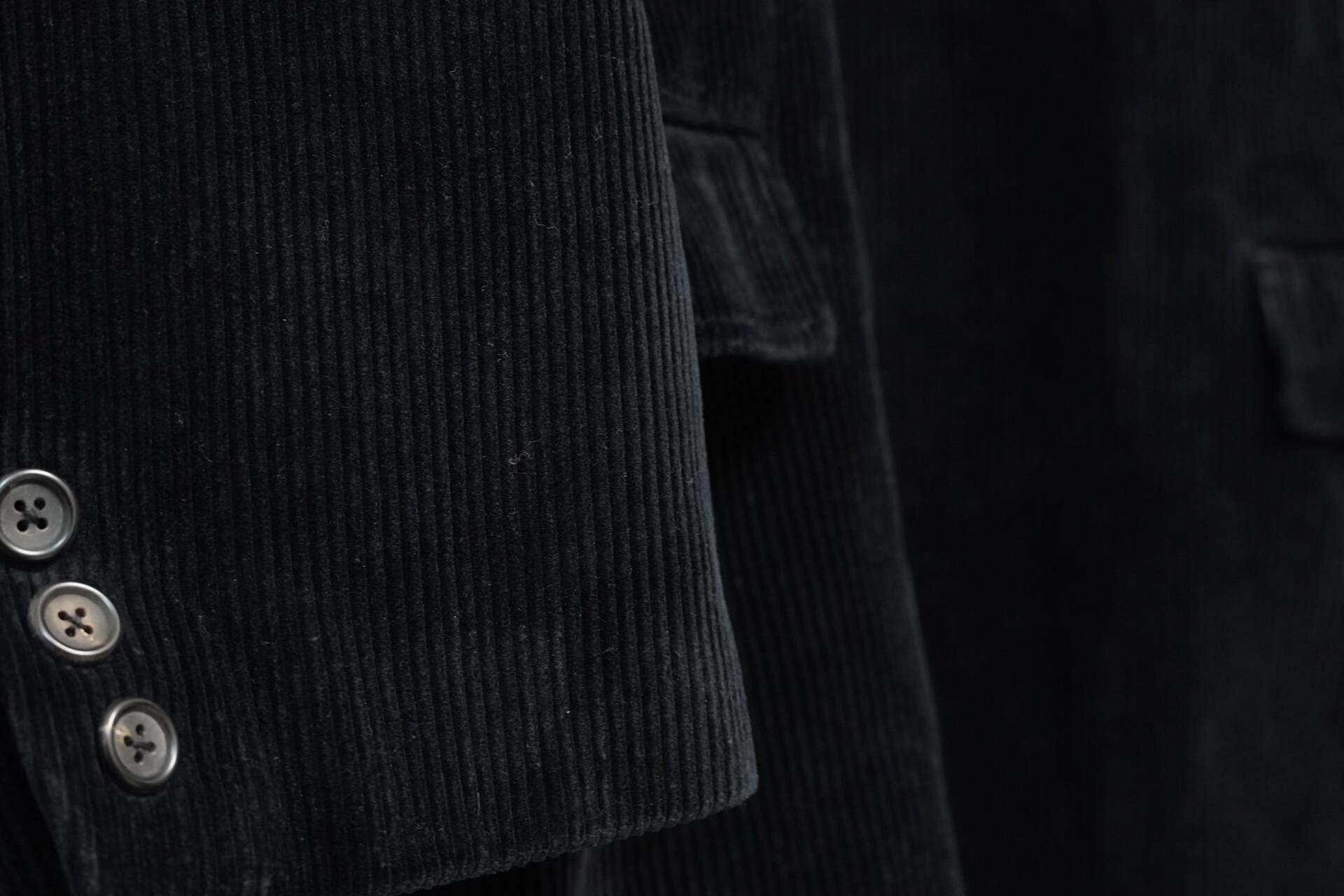 Yohji Yamamoto 93AW Corduroy Coat — detail