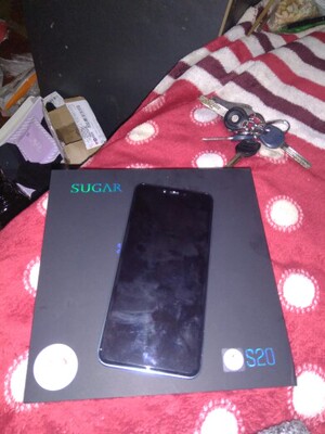 入手使用评测糖果c21手机怎么样呢感受说说一下sugar糖果c21手机参数