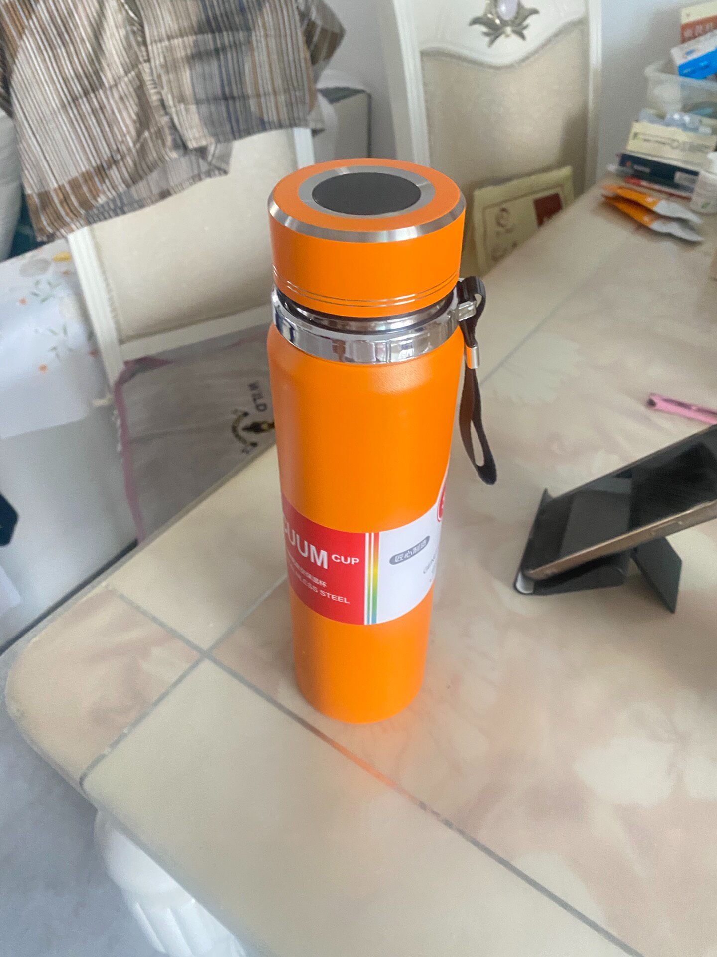 全新316不锈钢大容量保温杯，1000ml，适合户外便携使用