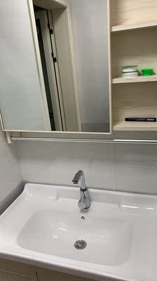 不看绝对后悔：娜芙尼岩板浴室柜好用吗?用户口碑评价好吗