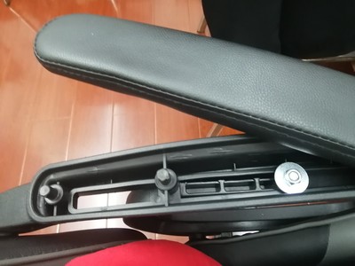 阿拉丁和autofull傲风电竞椅哪个好，入手2周说说我的感受