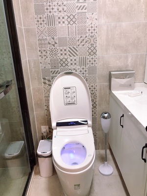 目前看来装修师傅推荐的雅简沐超漩虹吸式马桶怎么样，方便好用？