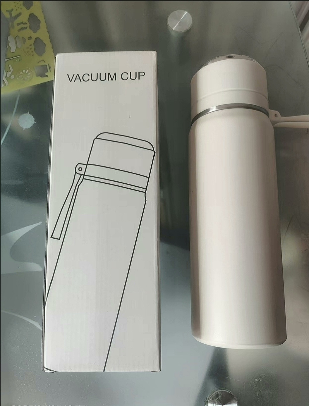 闲置高颜值保温杯