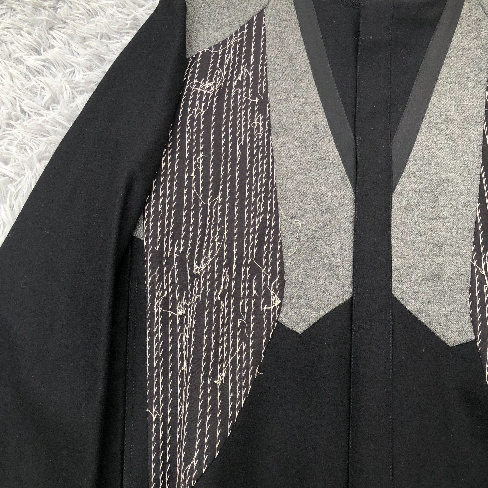 Dior Homme 12fw Embroidered Jacket — detail