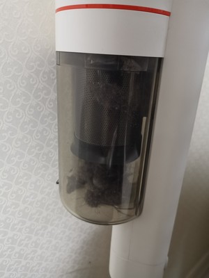 小狗吸尘器是哪个厂家生产的，质量靠得住吗？声音大吗？