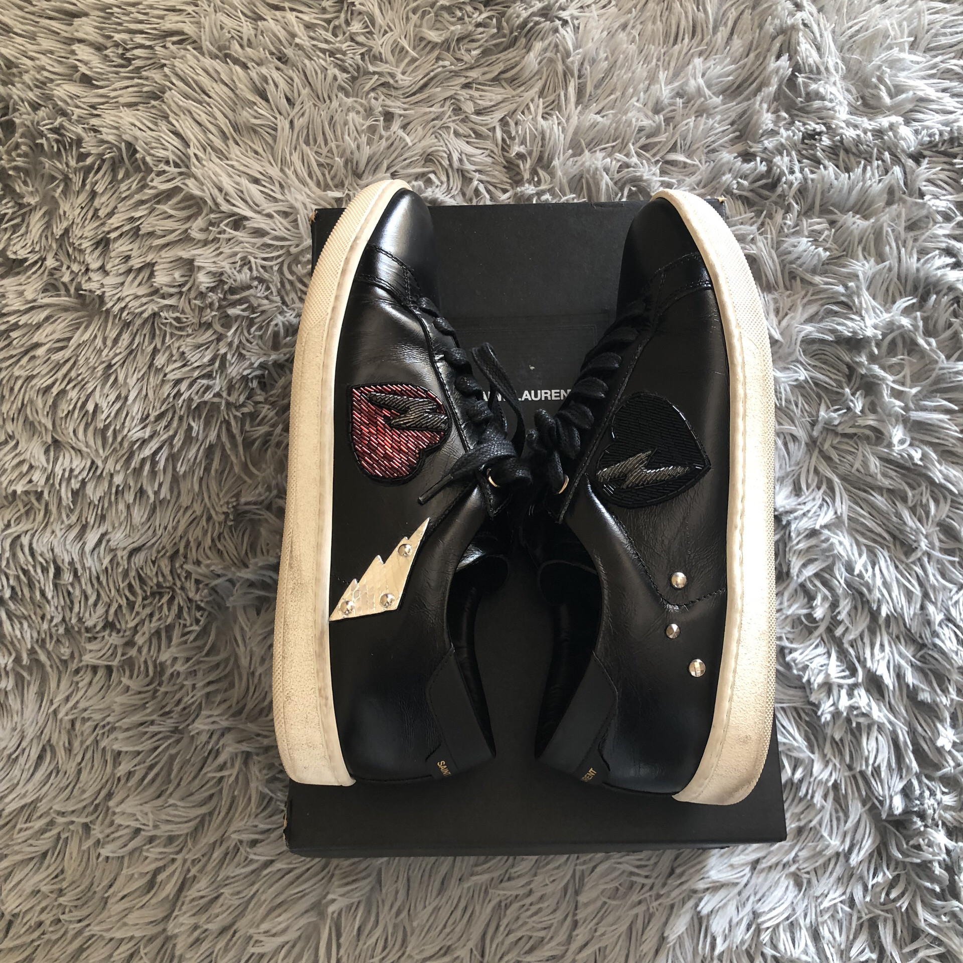 Saint Laurent Heart Lightning Embroidery Sneakers — front