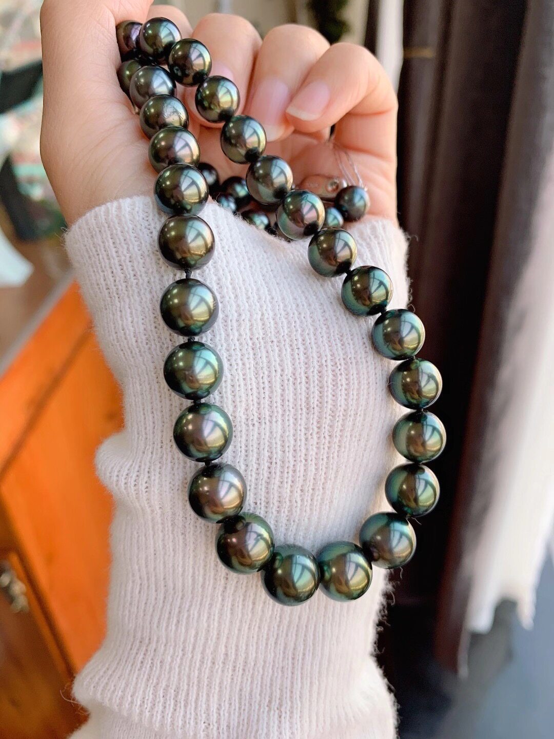 收藏品 8.5-11m大颗 极光孔雀绿大溪地黑珍珠项链 晕彩极美 微瑕