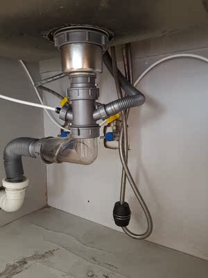 解说关注评测爱诗普霖净水器好吗?水质合格吗?能否直饮?