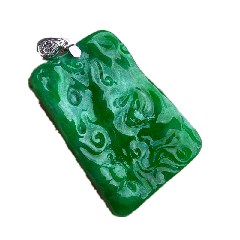 辣绿牌子-缅甸a货翡翠山水牌镶18k金钻扣头玉挂件拍卖11.25g