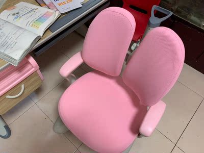 刚上小学用博士有成儿童学习桌效果怎么样？值得入手吗？