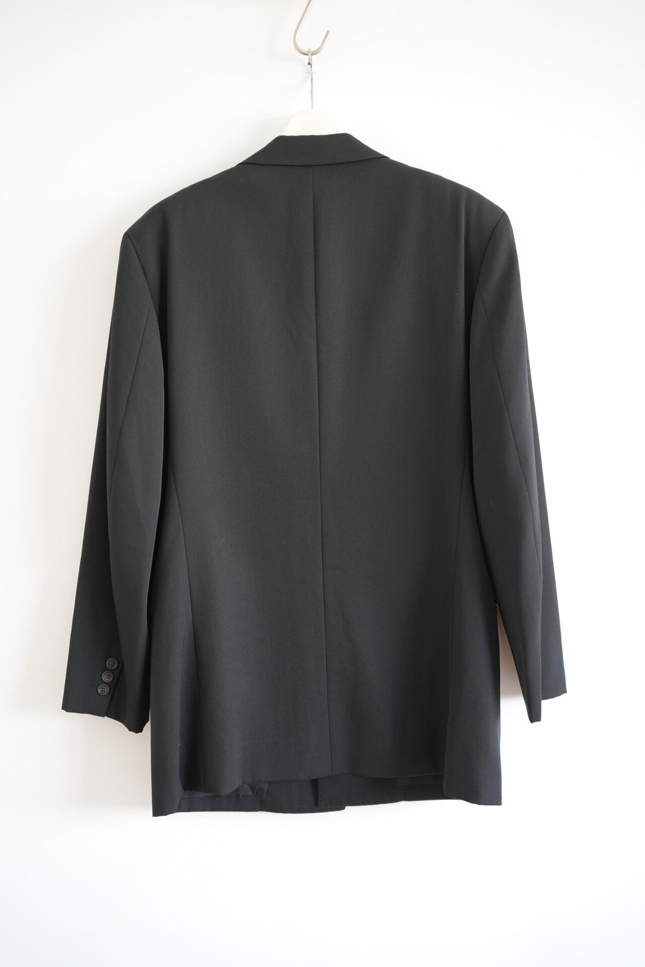 Issey Miyake Men 88AW Hidden Button Wool Suit — detail