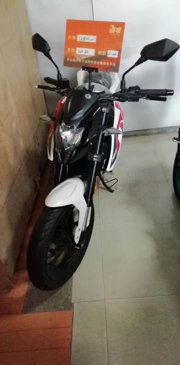 全新国3春风NK150摩托车，2018年1月出厂。