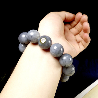 寓意【圆圆满满】和田玉青花手串 重108.83克