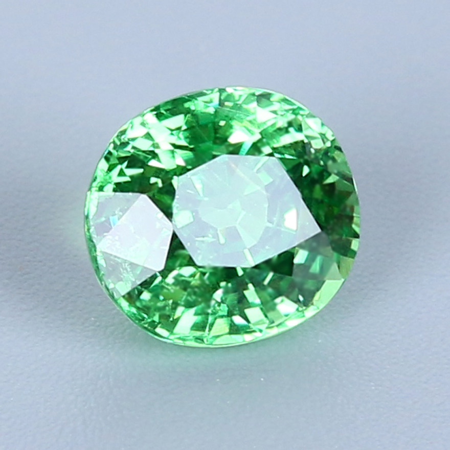 【既拍即得】1.64克拉 天然沙弗莱裸石 颜色漂亮 火彩超闪 设计