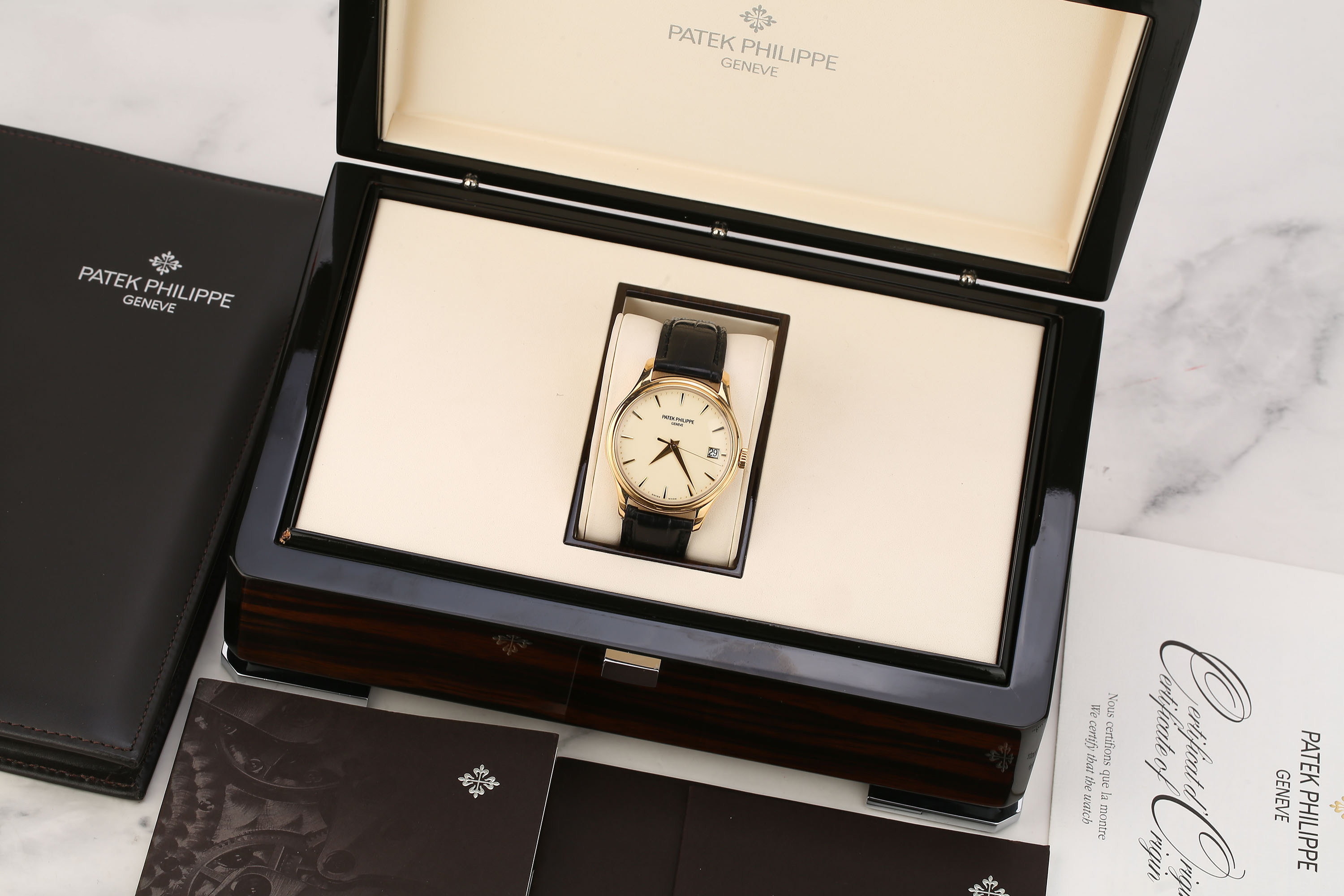 [9.5新]15年双p百达翡丽5227j-001将官盖古典表系列自动机械男表