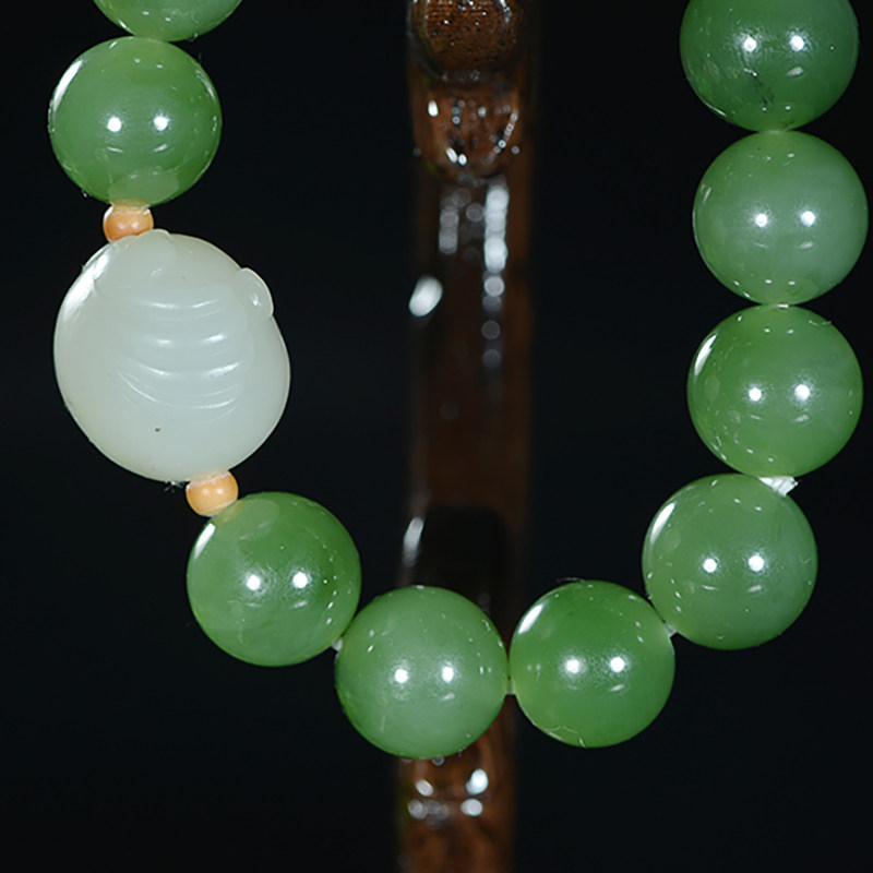 高油润【八方来财】细润通透 和田玉碧玉白玉圆珠手链 44.26g a