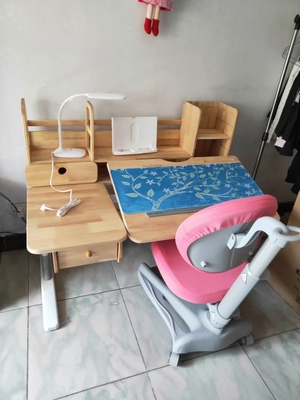 很多家长关注的护童儿童书桌怎么样？是否真的对孩子有用