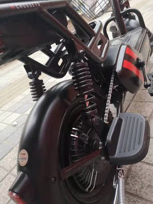 送男友这款小牛电动车N动力版好用吗?电池续航多久?