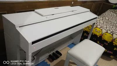 学钢琴十五载，我来说说海伦钢琴怎么样？是高档品牌吗？