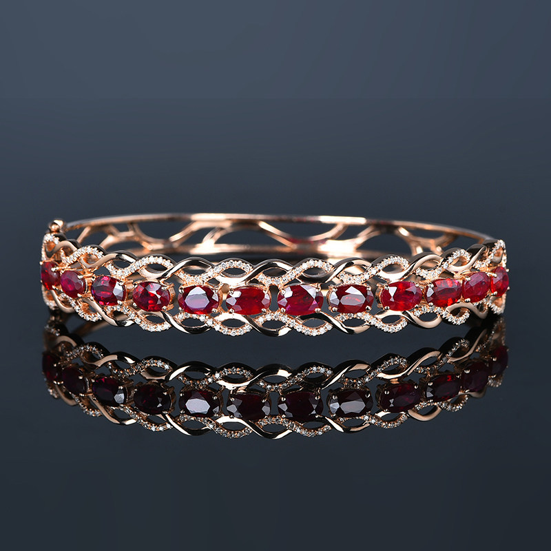 总重3克拉天然红宝石手镯18k金镶嵌钻石