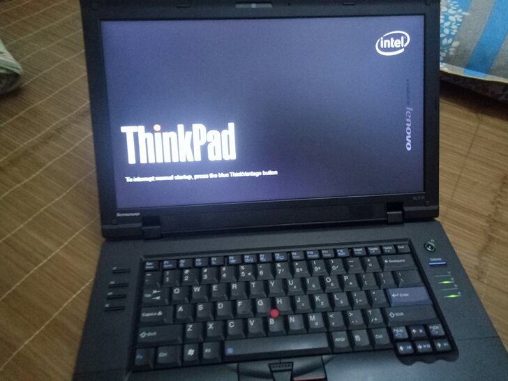 thinkpad笔记本商务笔记本，成色较新。