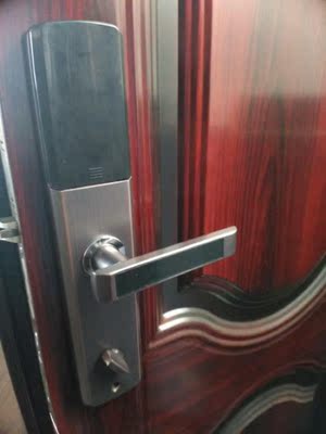 大家谈谈说说科徕尼指纹锁怎么样，有什么优缺点？方便实用吗？