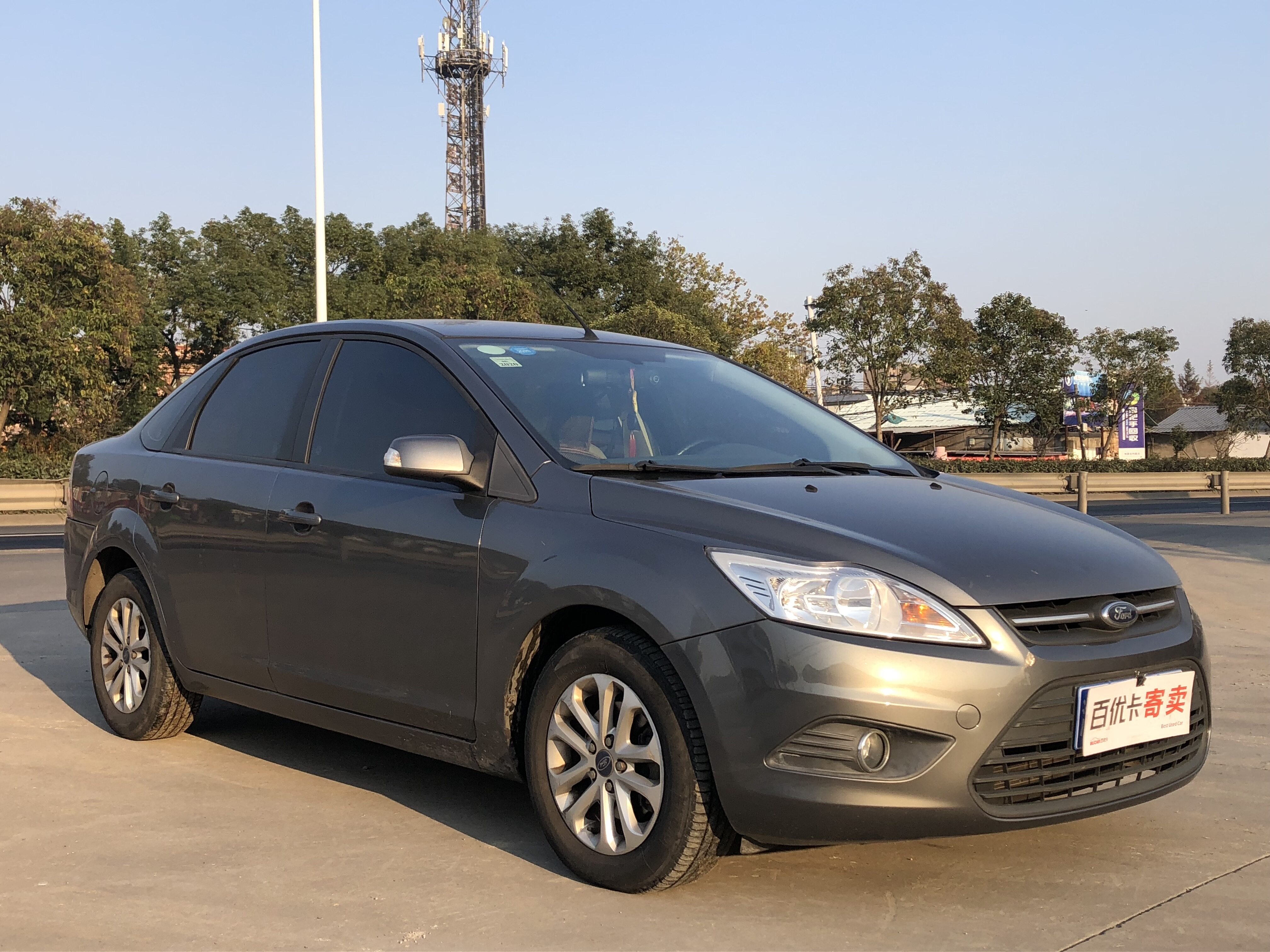 2013款 福特福克斯 三厢经典 1.8l 自动时尚型 浙江 宁波