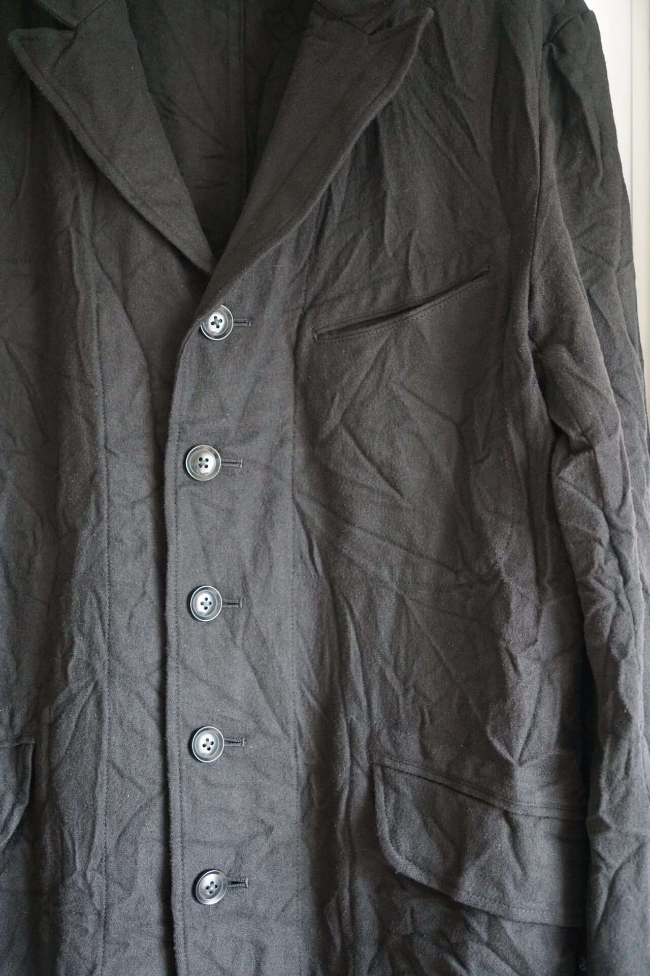 Yohji Yamamoto 16AW Crinkled Wool Coat — detail