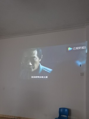 了解下酷乐视Xpower和酷乐视R4mini投影仪哪个好？推荐入手吗