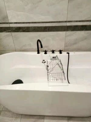 发帖和大家咨询下，果敢蛋形亚克力独立式简约浴缸好用吗?