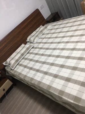 目前看来<参考>爱舒床垫和喜临门哪个更好，哪一个牌子比较大？