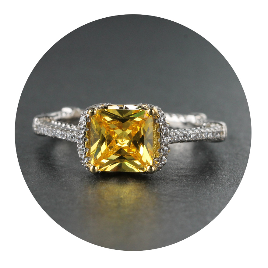 【快拍】一克拉金色莫桑钻纯银戒指送gra证书