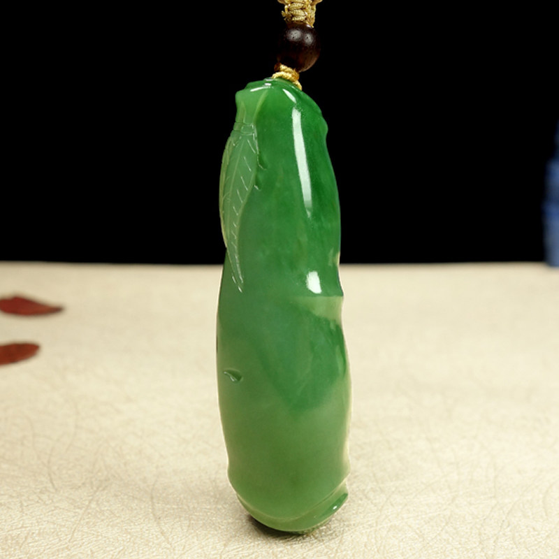 省级玉雕大师崔照乐新疆精品和田玉碧玉节节高升竹节吊坠男女27克